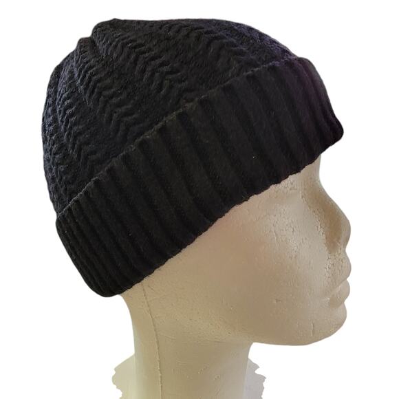 Adrienne Landau Black Beanie Hat Womens OS Sweater Knit Cap Winter Cold Weather‎ - Picture 4 of 6